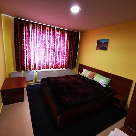 Ali Baba I 40 Razboinika بيت ضيافة